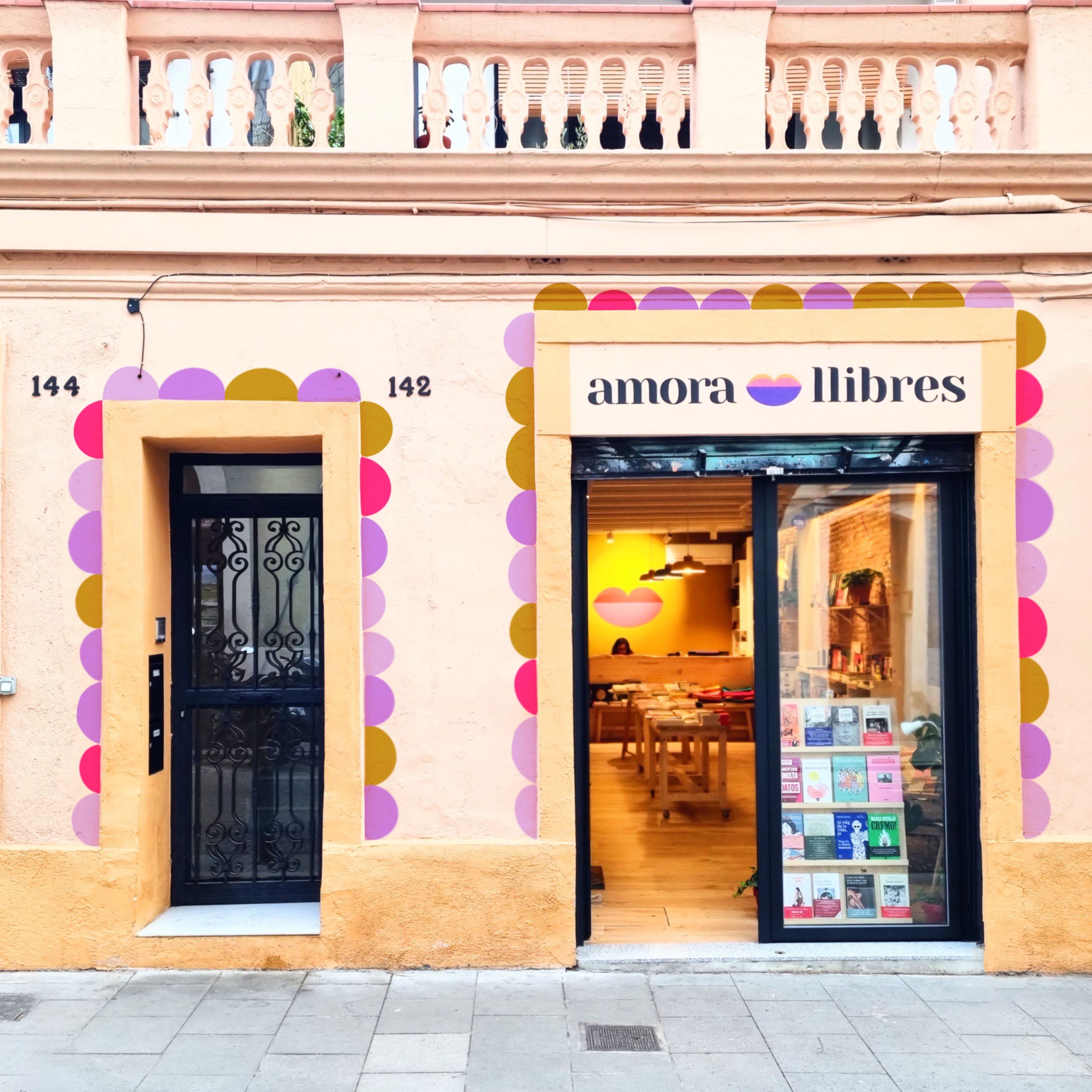 Marta Ricart · Art i Estampats - Pintura Mural